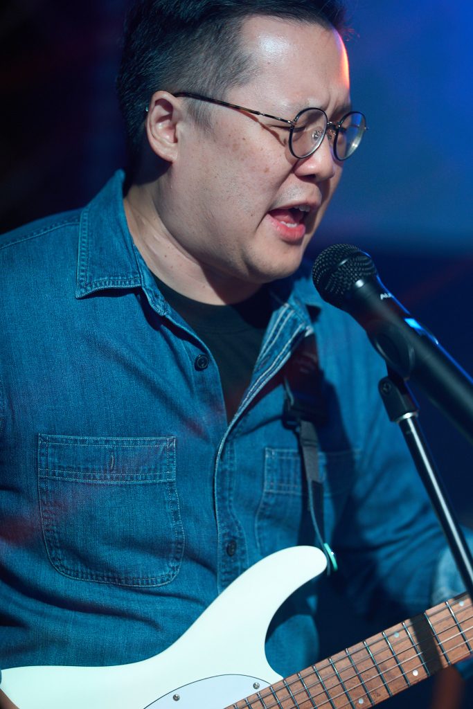 | 135mm | ISO-400 | 1/250sec | f/1.8 |