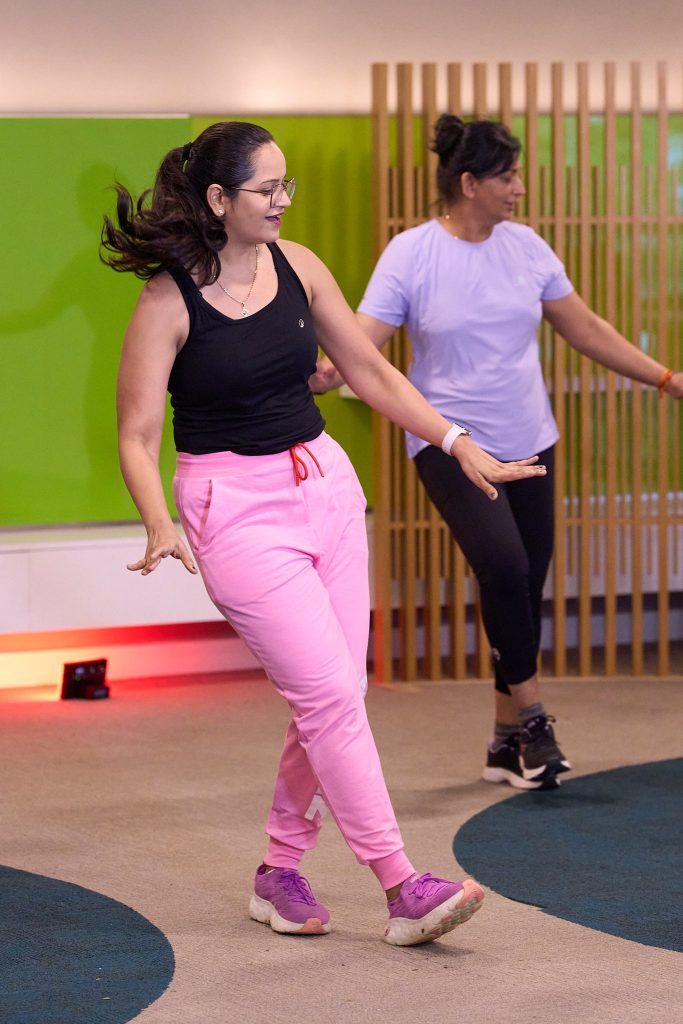 | 135mm | ISO-8000 | 1/500sec | f/4 |