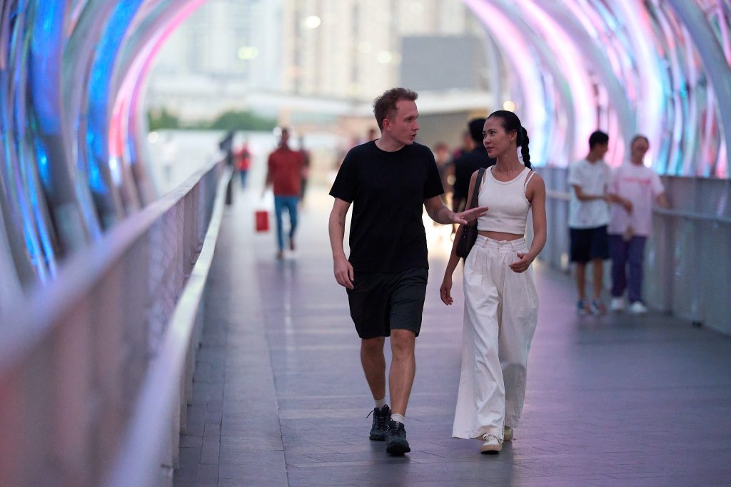 | 135mm | ISO-12800 | 1/250sec | f/1.8 |